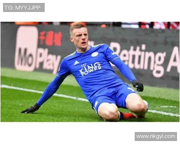 足球明星崛起之路：从草根到巅峰的奋斗历程与荣耀时刻